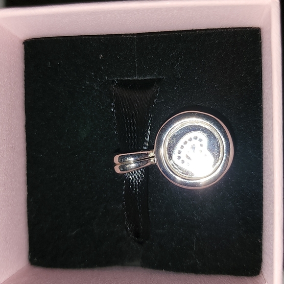 **Retired** Pandora Locket Charm. Brand New! - Picture 4 of 9